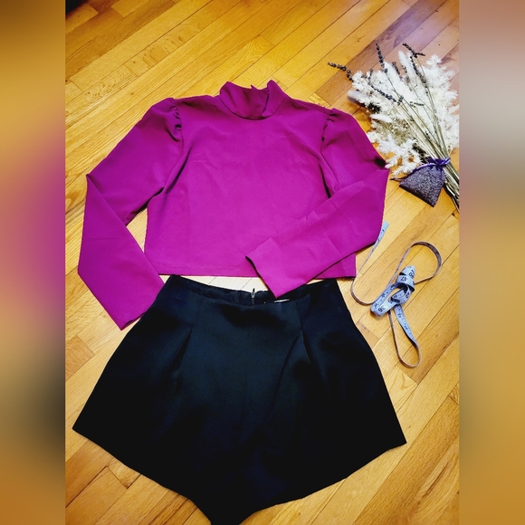 Auslä Tops - SOLD 🇨🇦 NWOT classy magenta top